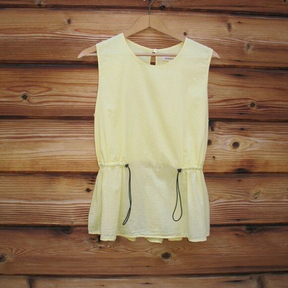 Hache Lightweight Toggle Waist Sleeveless Top - Picture 1 of 7